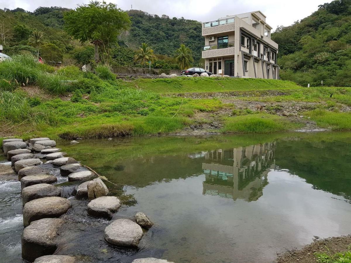 Apartmán Antong Creekside Hot Spring Yuli Exteriér fotografie