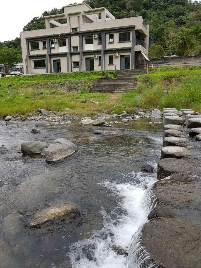 Apartmán Antong Creekside Hot Spring Yuli Exteriér fotografie